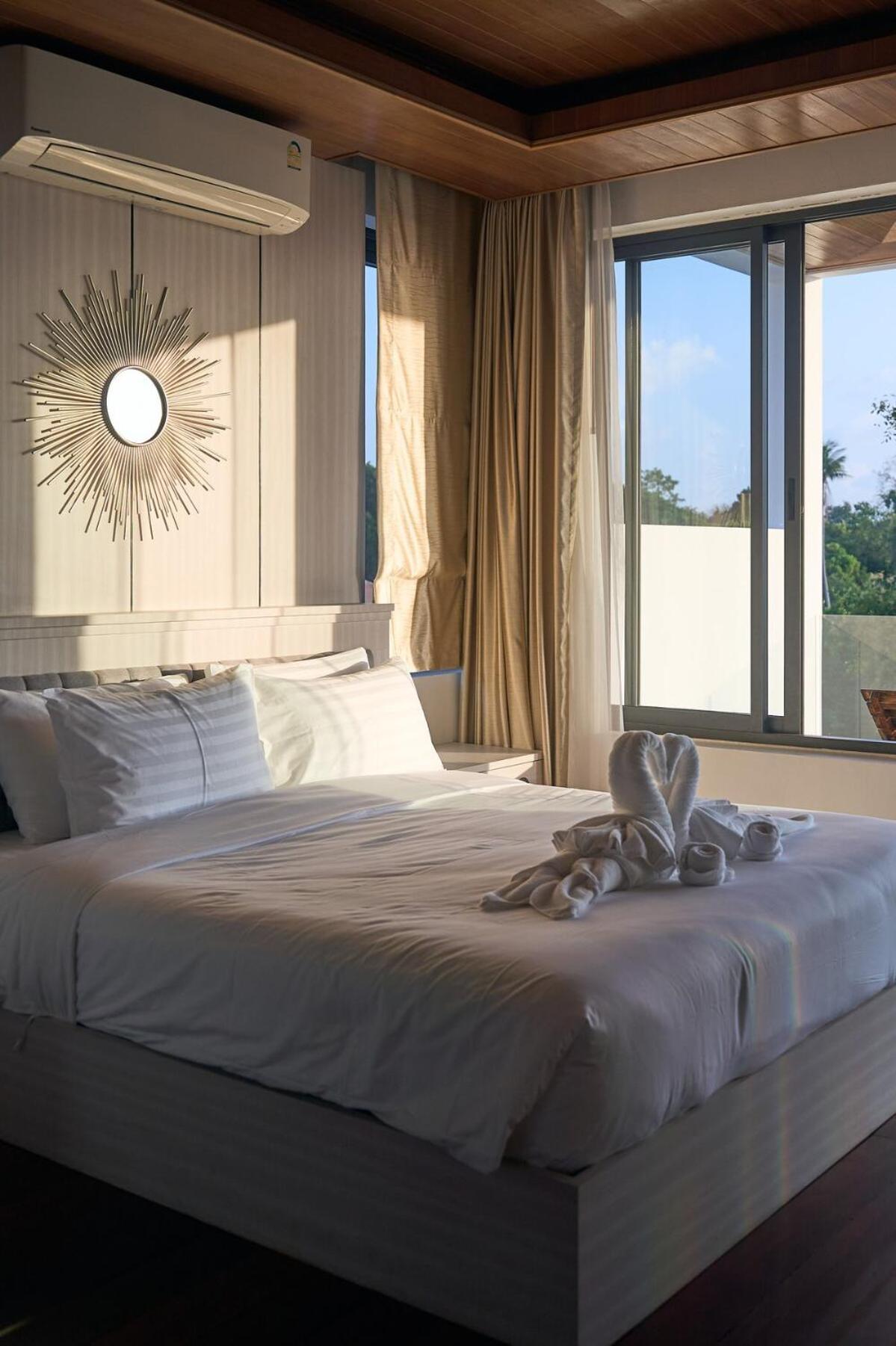 V194 Jacuzzi, Pool Table , Sea View Great Location Amphoe Koksamui