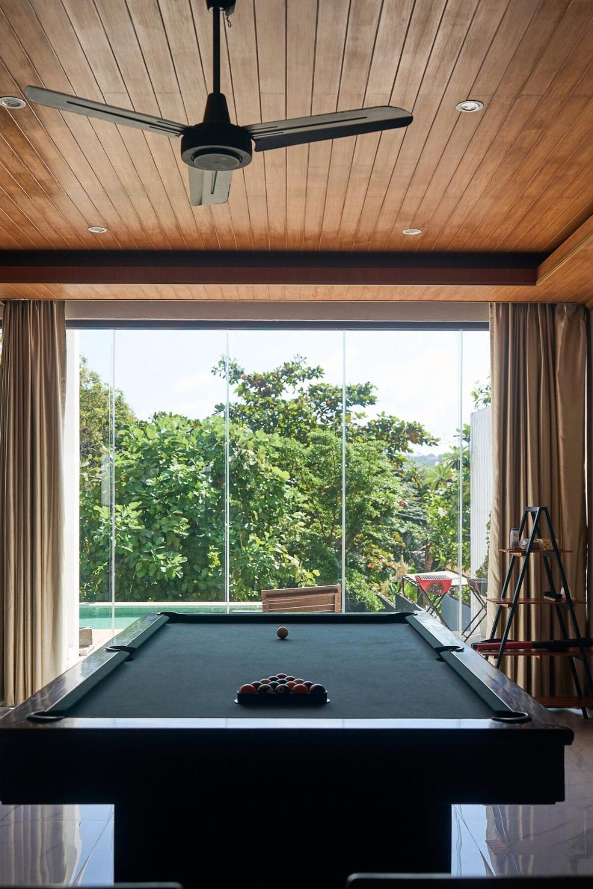 Villa V194 Jacuzzi, Pool Table , Sea View Great Location Amphoe Koksamui